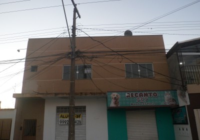 ALUGA-SE  Apto na Av. Orlando Rodrigues da Cunha, próximo ao Posto de Saúde