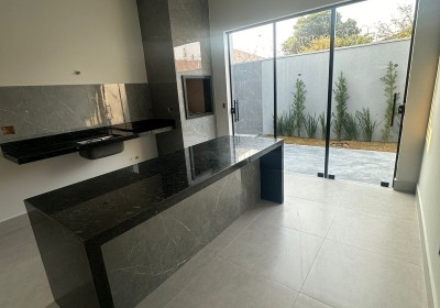 VENDE-SE CASA NOVA NO BAIRRO PACAEMBU