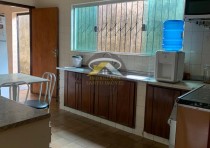 VENDE-SE LINDA CASA DE ESQUINA NO BAIRRO GRANDE HORIZONTE