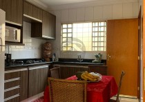 VENDE-SE: CASA NO BAIRRO PQ SÃO JOSÉ PRÓXIMO AV. NOSSA SENHORA DO DESTERRO