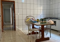 VENDE-SE CASA NO BAIRRO CIDADE NOVA