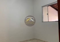 VENDE-SE CASA NO BAIRRO CIDADE NOVA