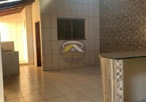 VENDE-SE CASA NO BAIRRO CIDADE NOVA