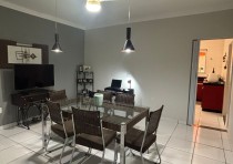 VENDE-SE: CASA COM VARANDA GOURMET DISPONÍVEL PARA VENDA NO BAIRRO PACAEMBU