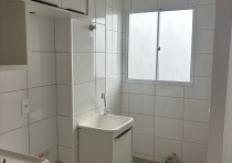 ALUGA-SE: APARTAMENTO NO CONDOMÍNIO BRISAS DO LAGO