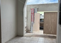 ALUGA-SE: CASA NA AV. ORLANDO RODRIGUES DA CUNHA BAIRRO ABADIA
