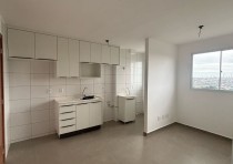 ALUGA-SE: APARTAMENTO NO CONDOMÍNIO BRISAS DO LAGO