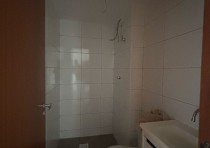 ALUGA-SE: APARTAMENTO NO CONDOMÍNIO BRISAS DO LAGO