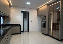 VENDE-SE CASA NOVA NO CONDOMÍNIO DAMHA 2