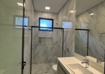 VENDE-SE CASA NOVA NO CONDOMÍNIO DAMHA 2