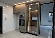 VENDE-SE CASA NOVA NO CONDOMÍNIO DAMHA 2