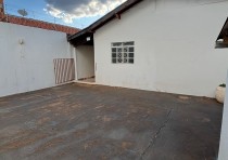 CASA COM TRÊS QUARTOS DISPONÍVEL PARA VENDA NO BAIRRO UBERABA 1.