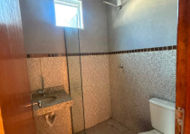 VENDE-SE EXCELENTE CASA NO BAIRRO VALIM DE MELO