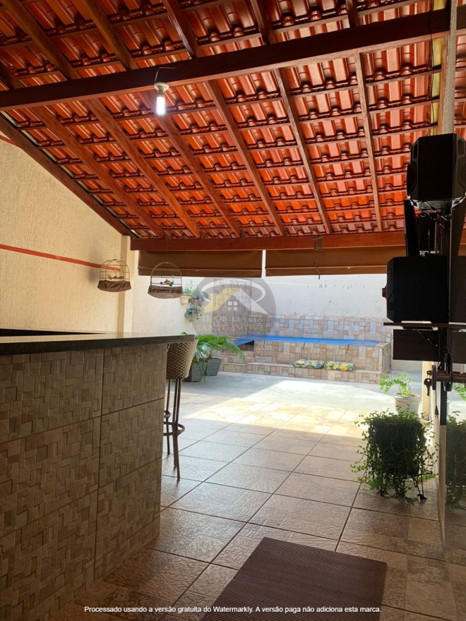 VENDE-SE: CASA NO BAIRRO PQ SÃO JOSÉ PRÓXIMO AV. NOSSA SENHORA DO DESTERRO