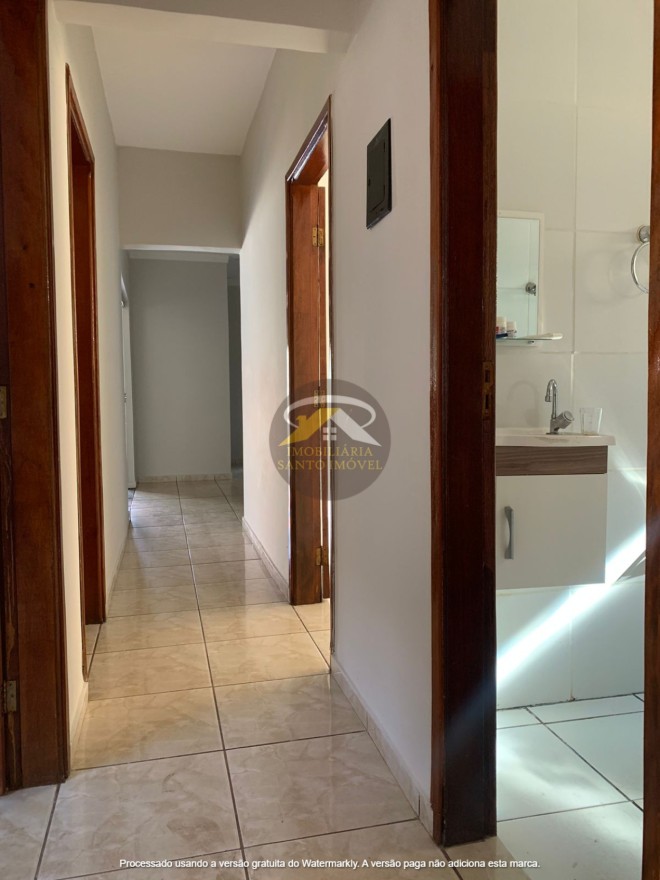 VENDE-SE CASA NO BAIRRO CIDADE NOVA