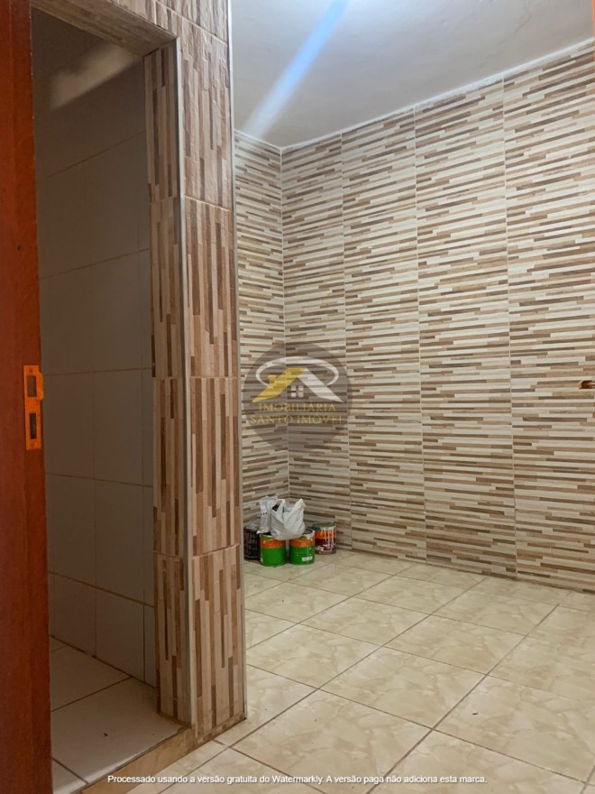 VENDE-SE CASA NO BAIRRO CIDADE NOVA