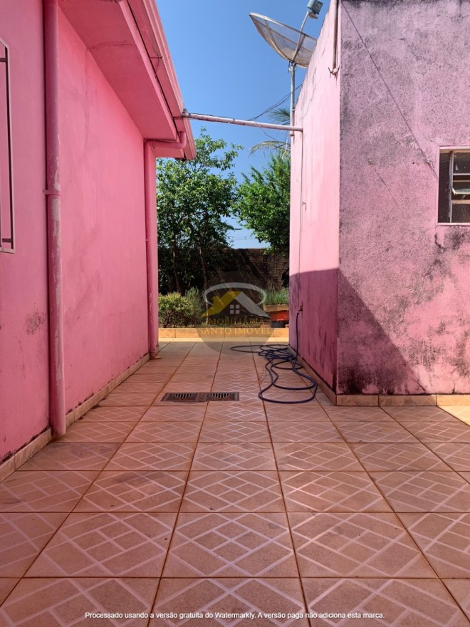 VENDE-SE EXCELENTE CASA NO BAIRRO GAMELEIRA