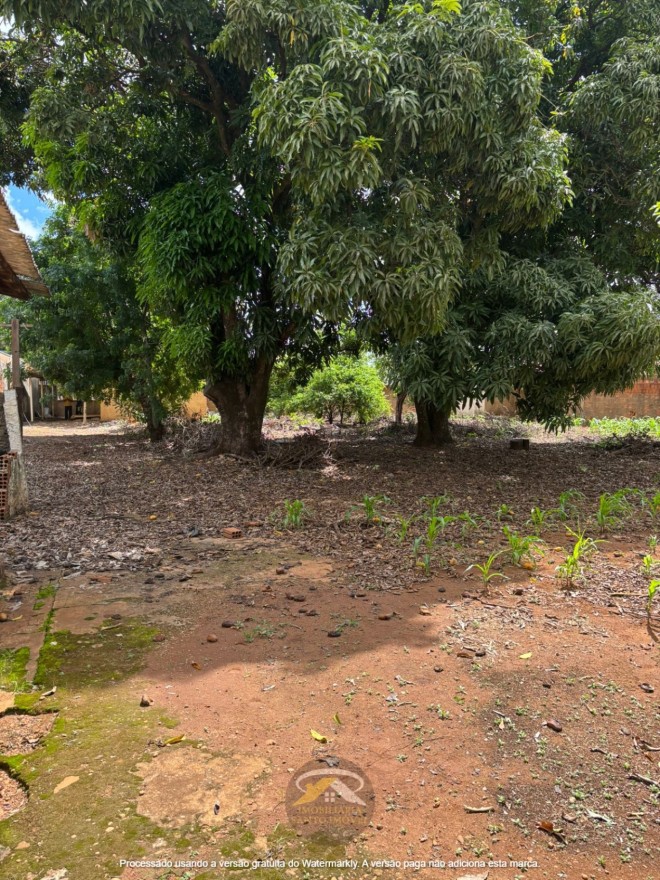 VENDE-SE TERRENO NO BAIRRO ABADIA