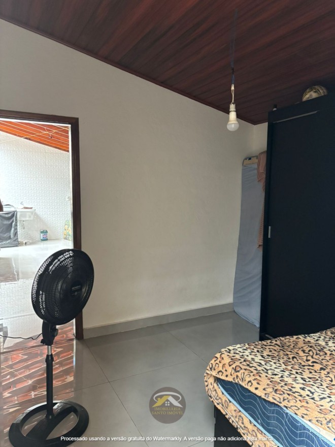 VENDE-SE CASA CONSERVADA NO BAIRRO JARDIM MARACANA