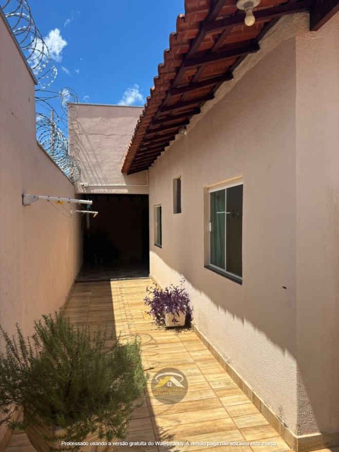 VENDE-SE: CASA COM VARANDA GOURMET DISPONÍVEL PARA VENDA NO BAIRRO PACAEMBU