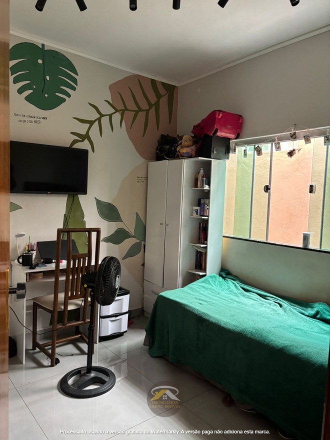 VENDE-SE CASA CONSERVADA NO BAIRRO JARDIM MARACANA