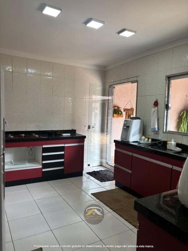 VENDE-SE: CASA COM VARANDA GOURMET DISPONÍVEL PARA VENDA NO BAIRRO PACAEMBU