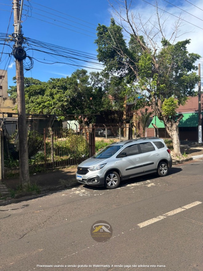 ALUGA-SE: ÁREA NA AV. ODILON FERNANDES EM UBERABA