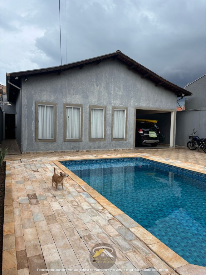 VENDE-SE OPORTUNIDADE CASA NO PQ SÃO GERALDO