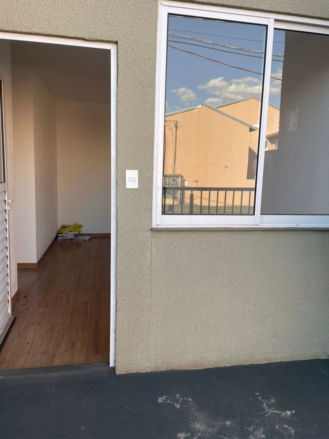 ALUGA-SE APTO NO BAIRRO VALIM DE MELO COND VIC BILBAO