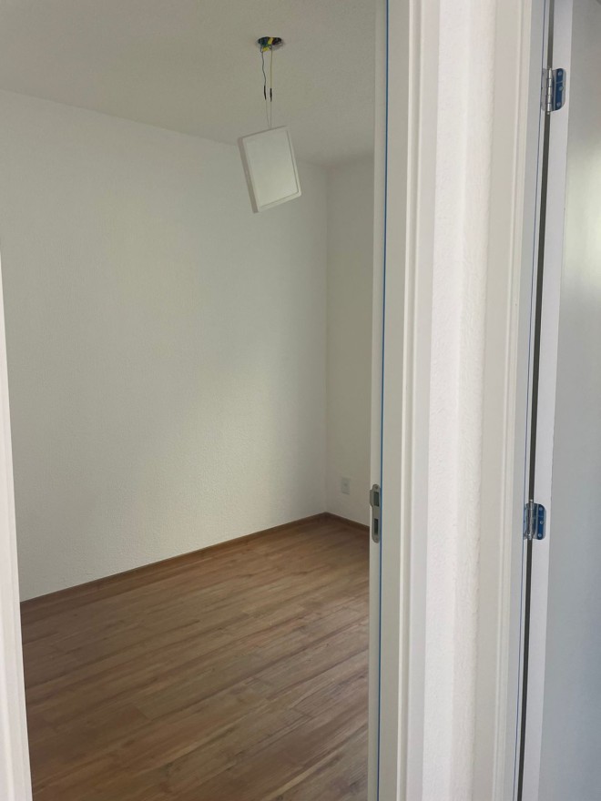 ALUGA-SE APTO NO BAIRRO VALIM DE MELO COND VIC BILBAO