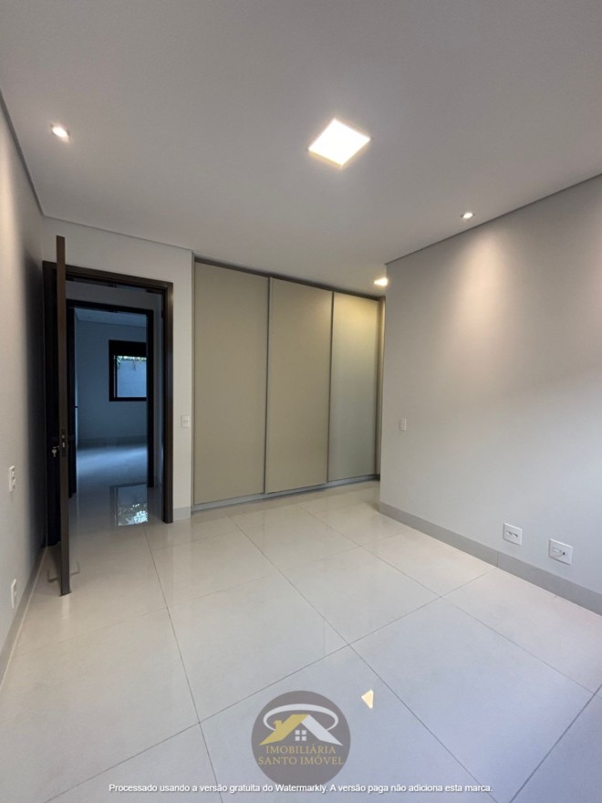 VENDE-SE CASA NOVA NO CONDOMÍNIO DAMHA 2