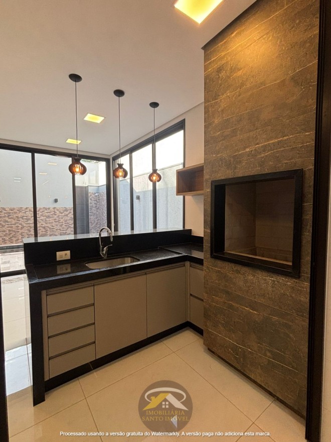 VENDE-SE CASA NOVA NO CONDOMÍNIO DAMHA 2