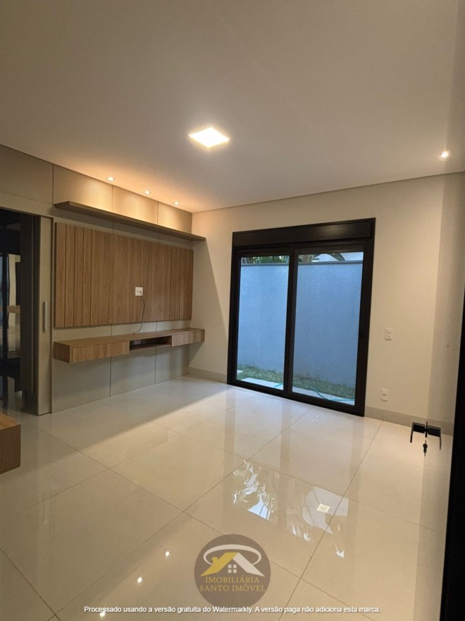 VENDE-SE CASA NOVA NO CONDOMÍNIO DAMHA 2