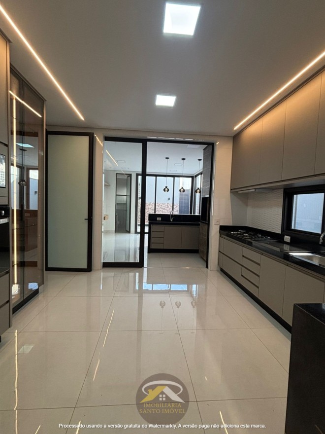 VENDE-SE CASA NOVA NO CONDOMÍNIO DAMHA 2