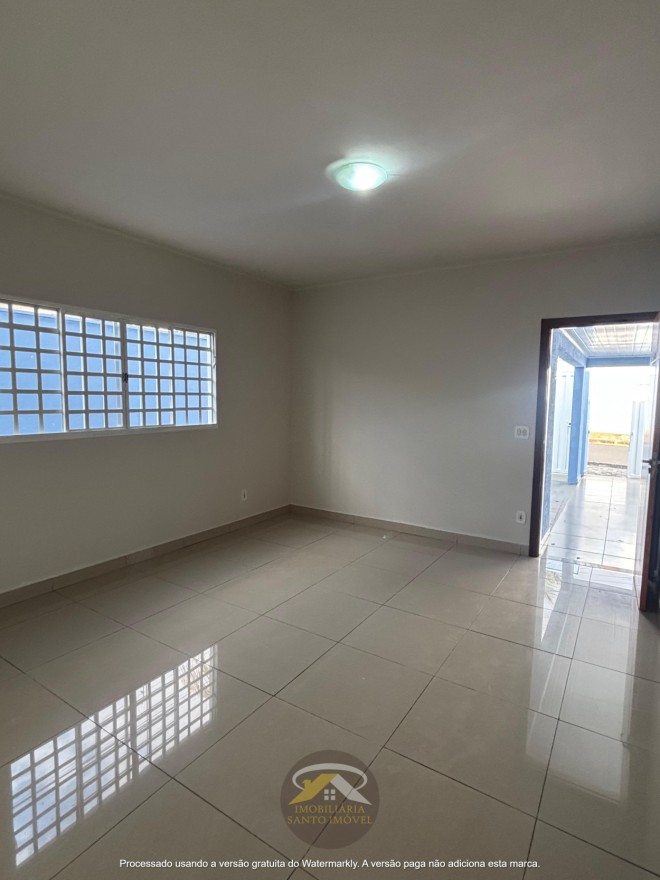 VENDE-SE CASA COM VARANDA GOURMET NO BAIRRO NENE GOMES