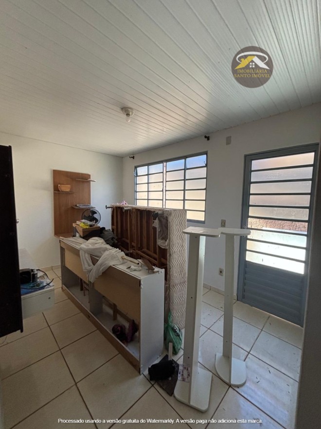 VENDE-SE ÓTIMA CASA NO BAIRRO ANATÊ