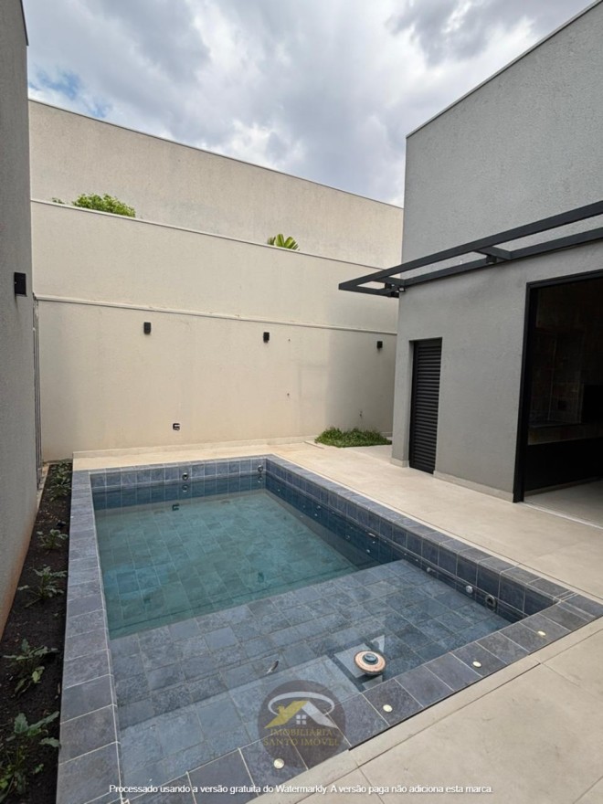 VENDE-SE: CASA DISPONÍVEL NO CONDOMÍNIO DAMHA I.