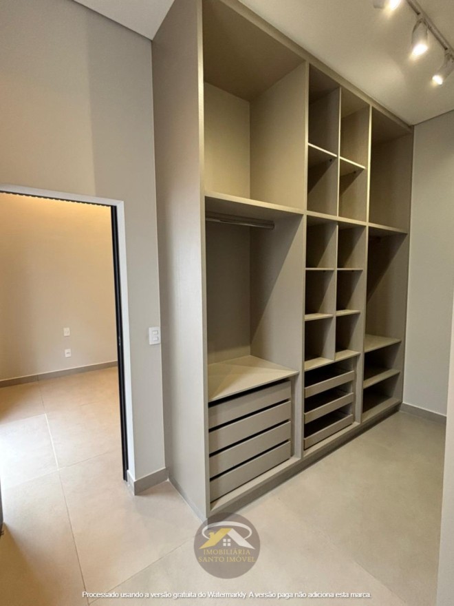 VENDE-SE: CASA DISPONÍVEL NO CONDOMÍNIO DAMHA I.