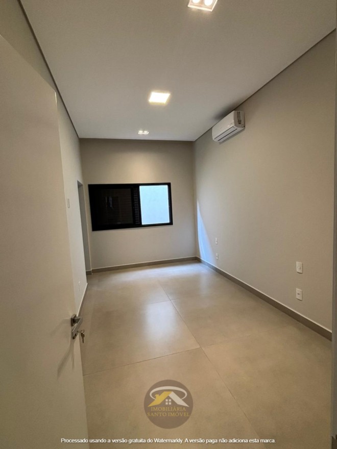 VENDE-SE: CASA DISPONÍVEL NO CONDOMÍNIO DAMHA I.