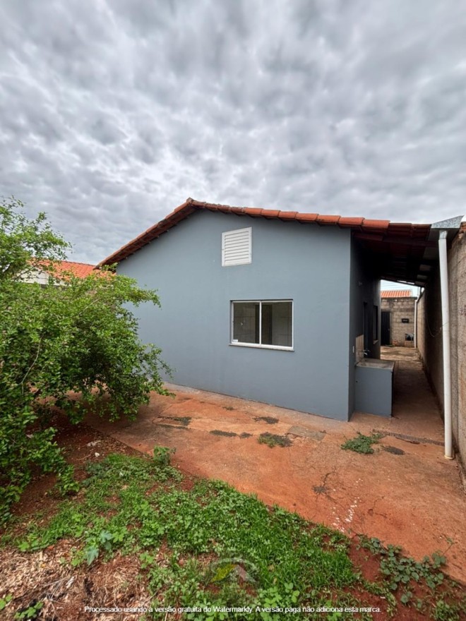 CASA BEM CONSERVADA DISPONÍVEL PARA VENDA NO BAIRRO COLIBRI