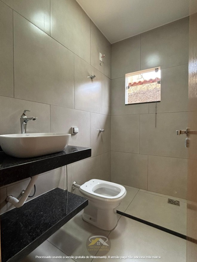 CASA COM FINO ACABAMENTO DISPONÍVEL PARA VENDA NO BAIRRO JD ESPANHA