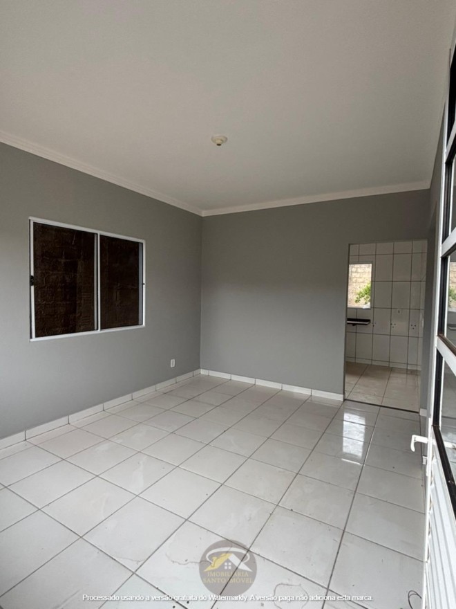 CASA BEM CONSERVADA DISPONÍVEL PARA VENDA NO BAIRRO COLIBRI