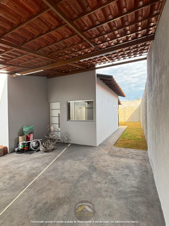 CASA COM FINO ACABAMENTO DISPONÍVEL PARA VENDA NO BAIRRO JD ESPANHA