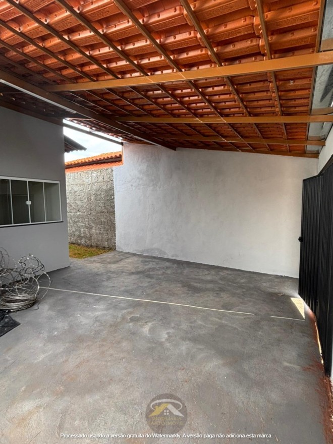 CASA COM FINO ACABAMENTO DISPONÍVEL PARA VENDA NO BAIRRO JD ESPANHA