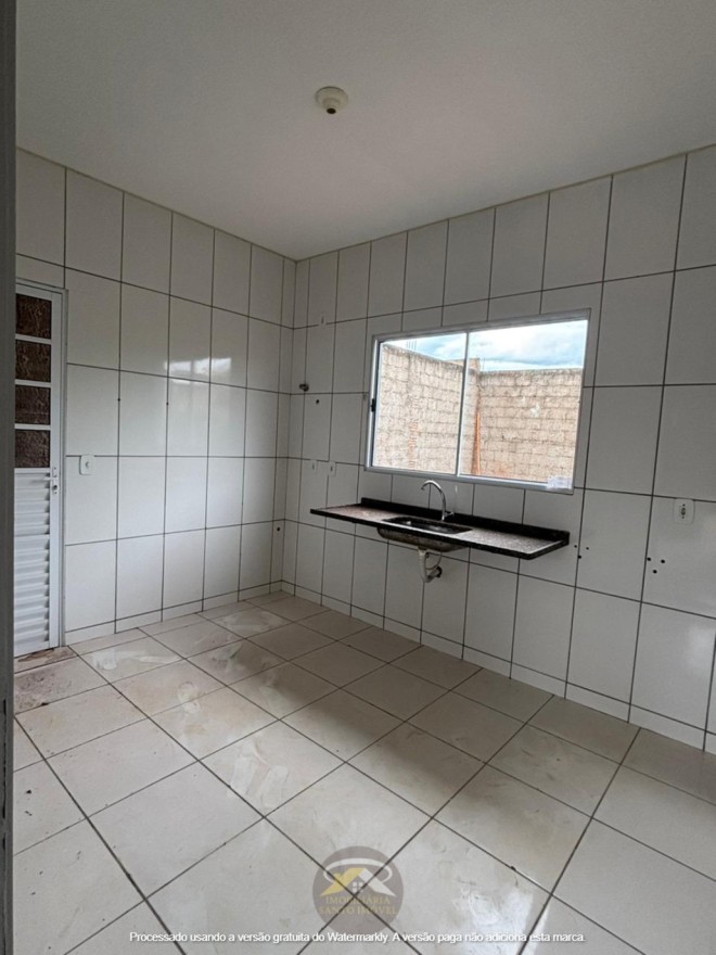 CASA BEM CONSERVADA DISPONÍVEL PARA VENDA NO BAIRRO COLIBRI