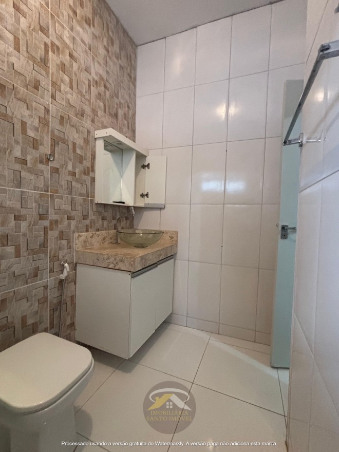 CASA COM TRÊS QUARTOS DISPONÍVEL PARA VENDA NO BAIRRO UBERABA 1.