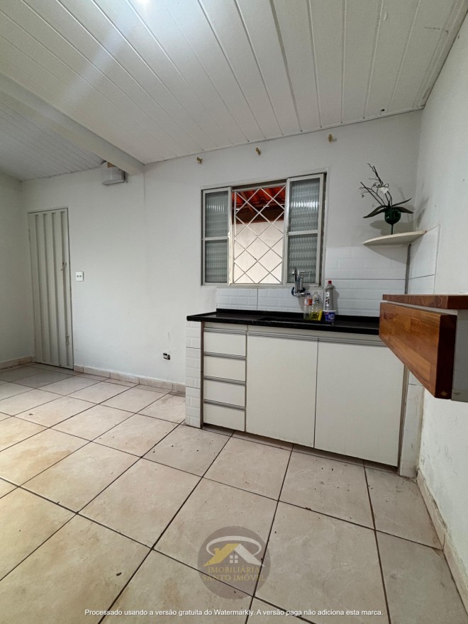 CASA COM TRÊS QUARTOS DISPONÍVEL PARA VENDA NO BAIRRO UBERABA 1.