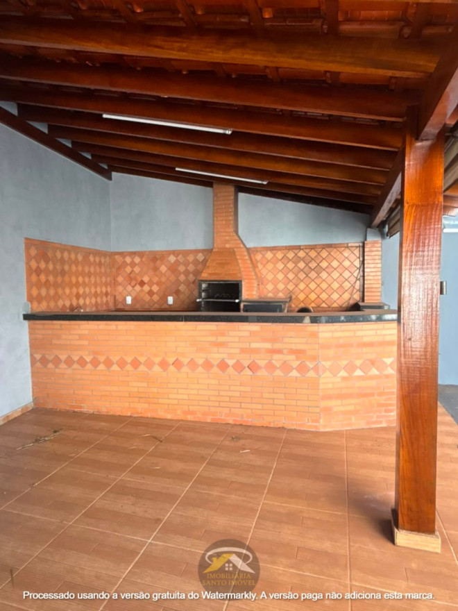 VENDE-SE EXCELENTE CASA NO BAIRRO VALIM DE MELO