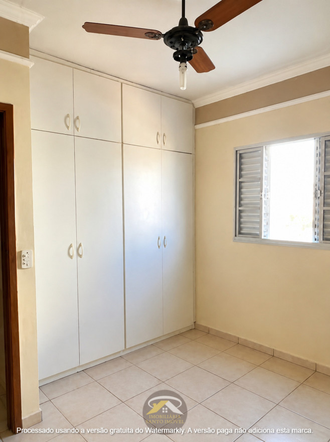 VENDE-SE APARTAMENTO NO BAIRRO MERCES (COND. GRAZIELLA)