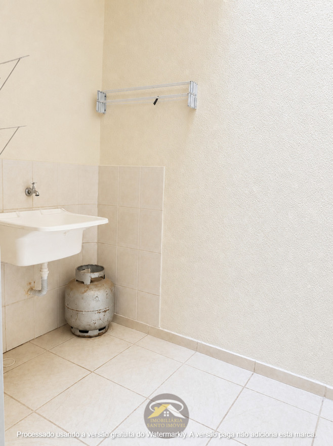 VENDE-SE APARTAMENTO NO BAIRRO MERCES (COND. GRAZIELLA)